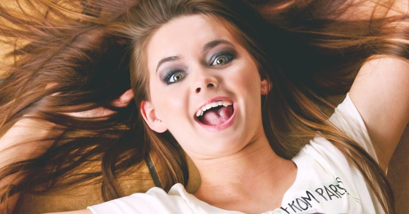 girl-1039532_1920