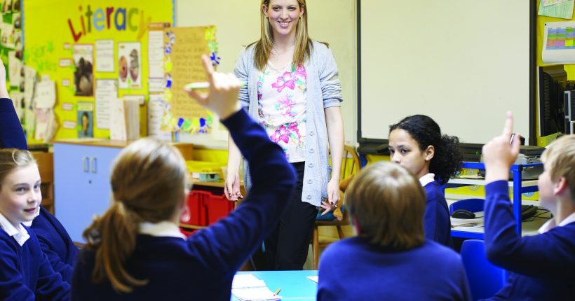 teacher-4784917_1920