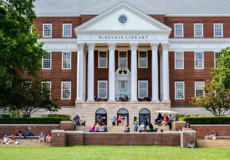 university-2704306_1920