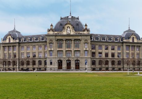 university-4444808_1920